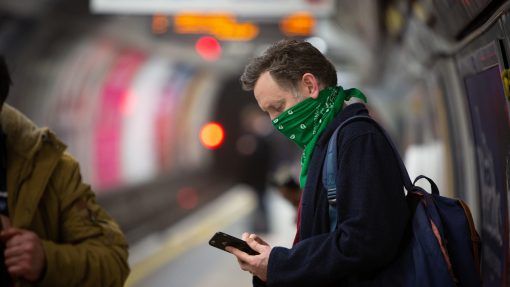 Mobile connectivity on the eastern section of the Jubilee Line made permanent image