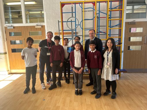 Local MP invited by Three Discovery to visit Pinner Park Primary School for digital skills workshop image